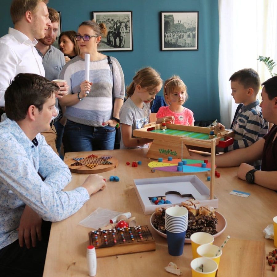 urodziny domowe hockiklocki